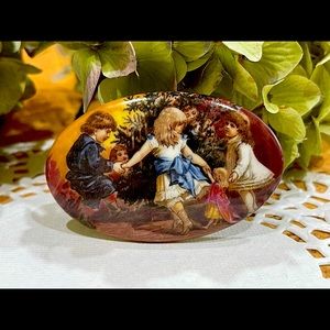 Kaiser porcelain medallion